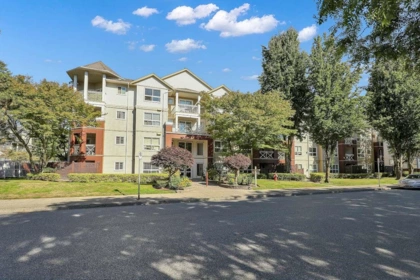 233 8068 120a Street, Surrey, BC, Surrey — Apartment/Condo for sale