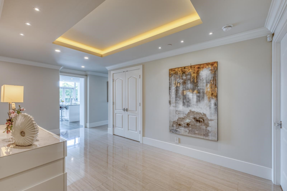 Dining Area Photo of 110 1328 Marinaside Crescent, Vancouver, BC