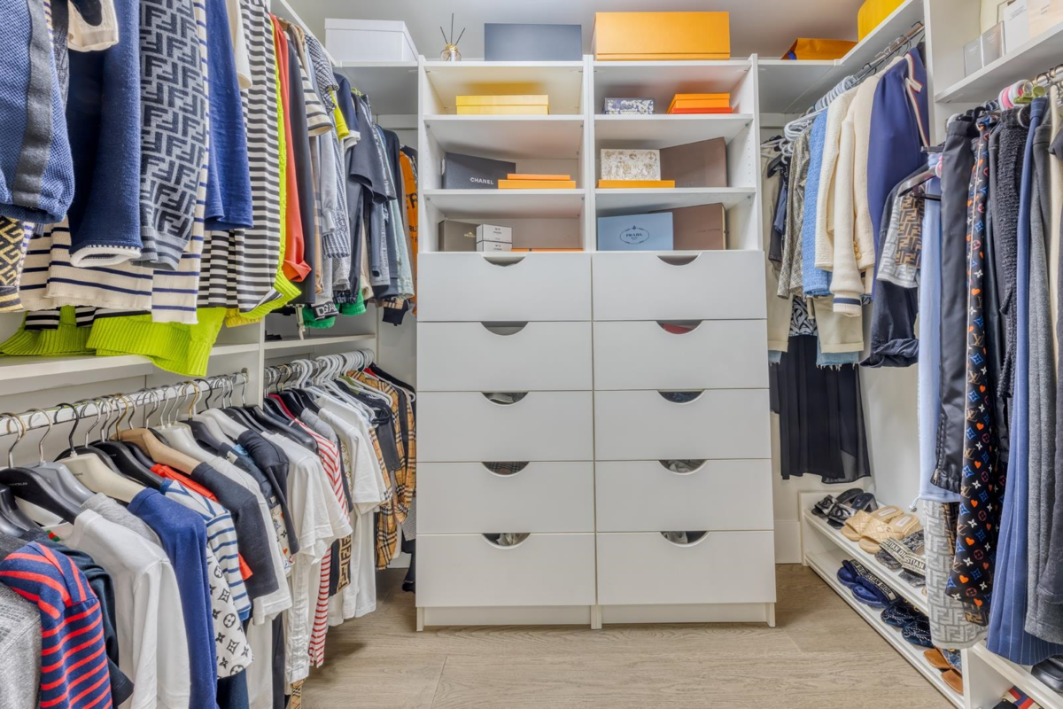 Mudroom Photo of 110 1328 Marinaside Crescent, Vancouver, BC