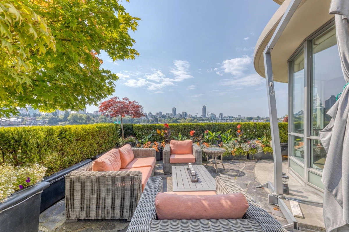 Outdoor Kitchen Photo of 110 1328 Marinaside Crescent, Vancouver, BC