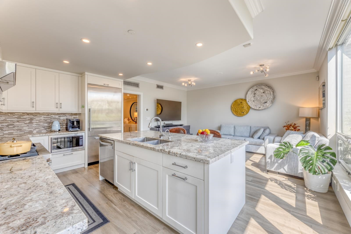 Primary Bathroom Photo of 110 1328 Marinaside Crescent, Vancouver, BC