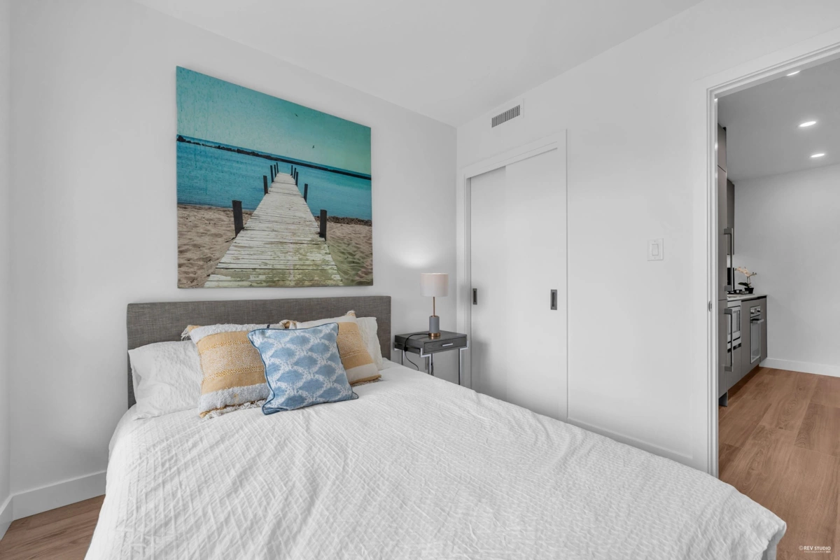 Bedroom 4 Photo of 607 5593 No. 3 Road, Richmond, BC