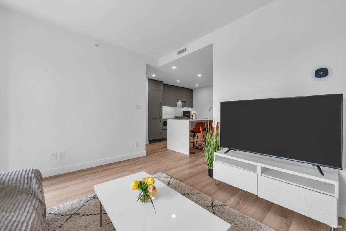 Kitchen Photo of 607 5593 No. 3 Road, Richmond, BC