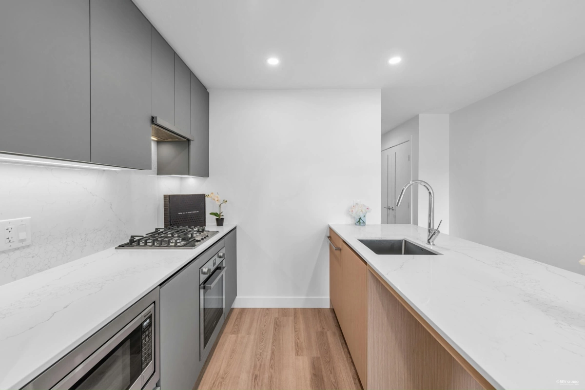 Primary Bedroom Photo of 607 5593 No. 3 Road, Richmond, BC