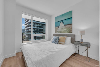 Bedroom 3 Photo of 607 5593 No. 3 Road, Richmond, BC