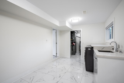 Entry Foyer Photo of 1624 Coquitlam Avenue, Port Coquitlam, BC
