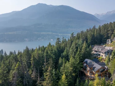3231 Peak Drive, Whistler, BC, Whistler — Single Family Residence for sale