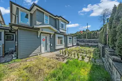 5488 Canada Way, Burnaby, BC