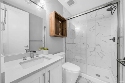 Primary Bathroom Photo of 5488 Canada Way, Burnaby, BC