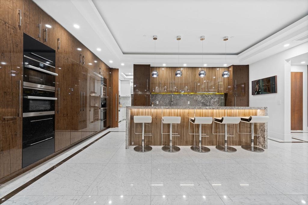 Bedroom 3 Photo of 558 Glenross Road, West Vancouver, BC