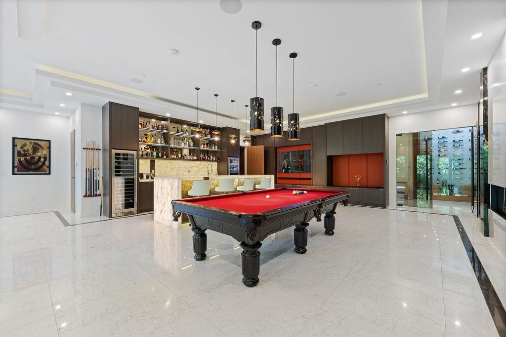 Hot Tub / Spa Photo of 558 Glenross Road, West Vancouver, BC