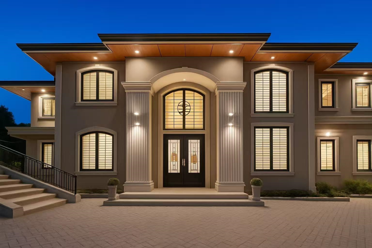 Living Room Photo of 558 Glenross Road, West Vancouver, BC
