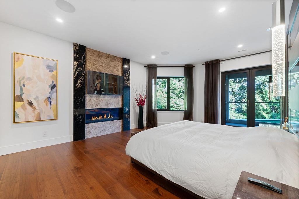 Mudroom Photo of 558 Glenross Road, West Vancouver, BC
