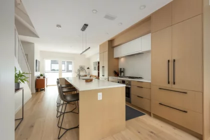123 649 E 3rd Street, North Vancouver, BC, North Vancouver — Townhouse for sale