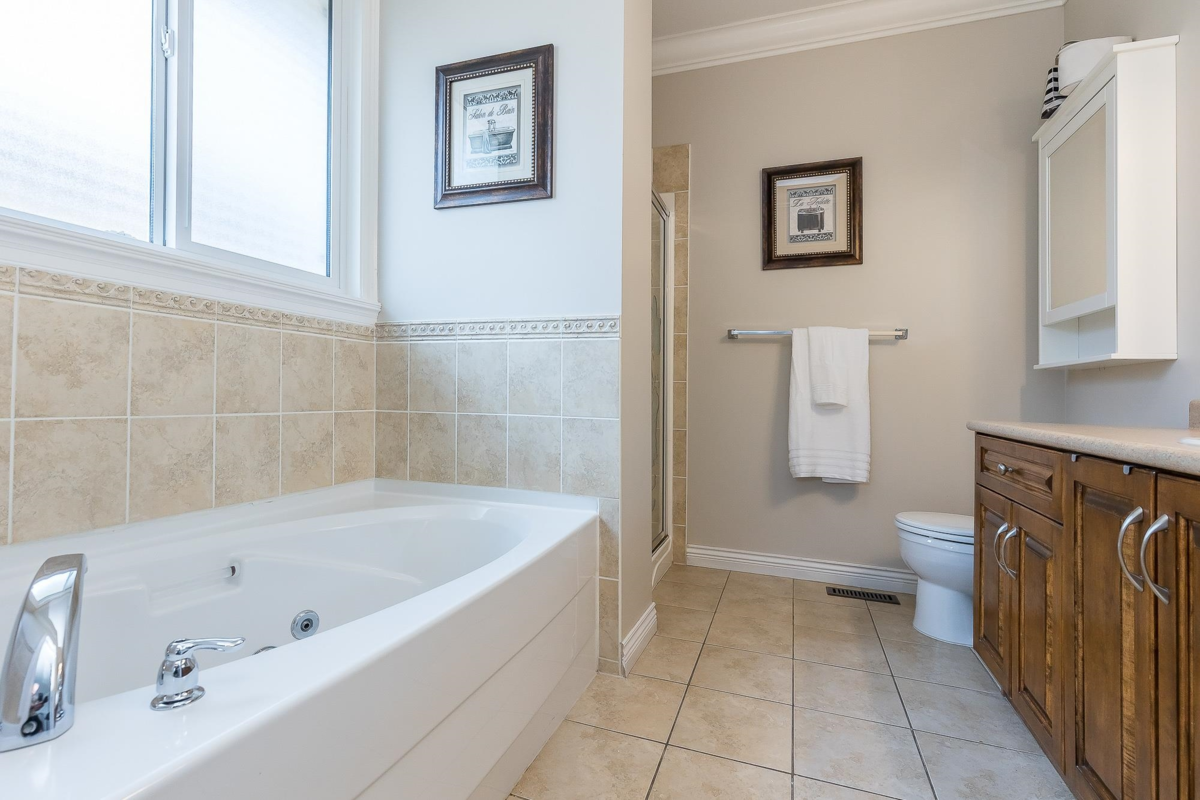 Hallway Photo of 8434 Fennell Street, Mission, BC