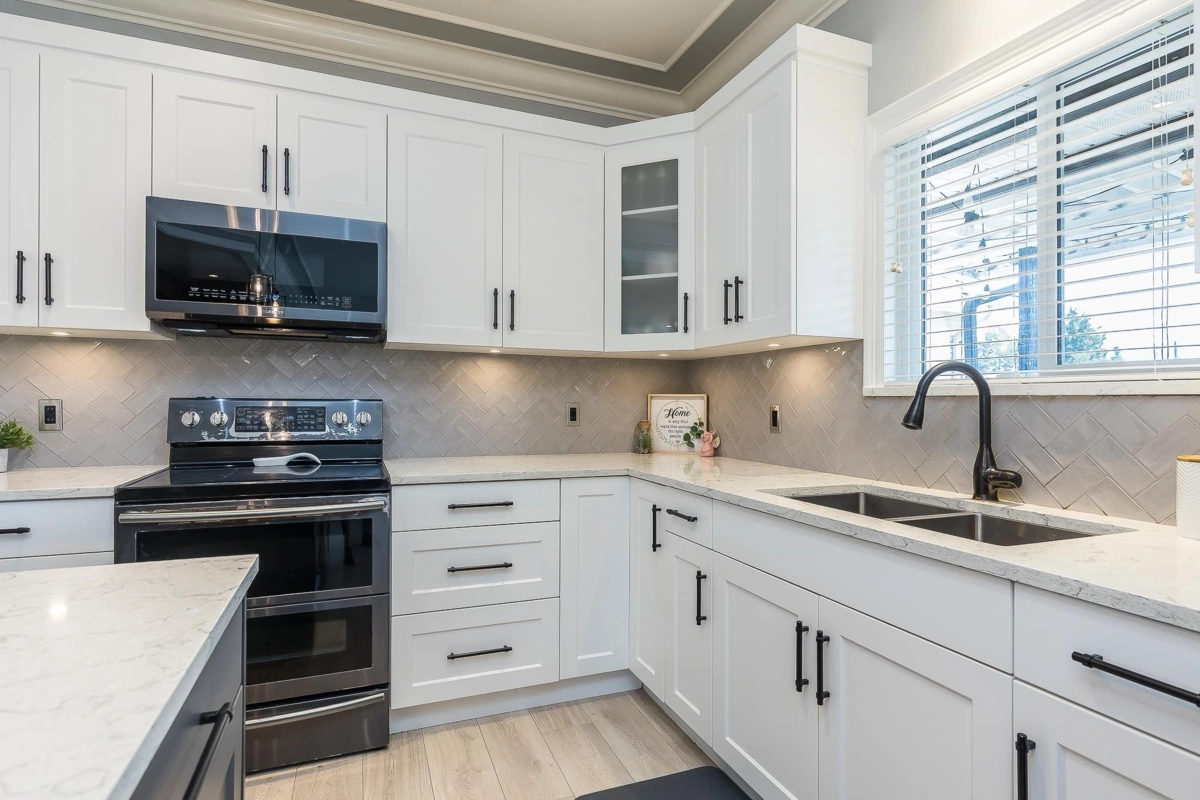 Kitchen Photo of 8434 Fennell Street, Mission, BC