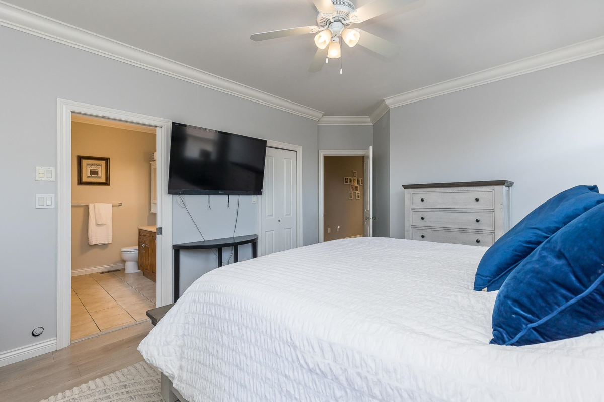 Mudroom Photo of 8434 Fennell Street, Mission, BC