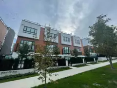 33 530 W 28th Avenue, Vancouver, BC