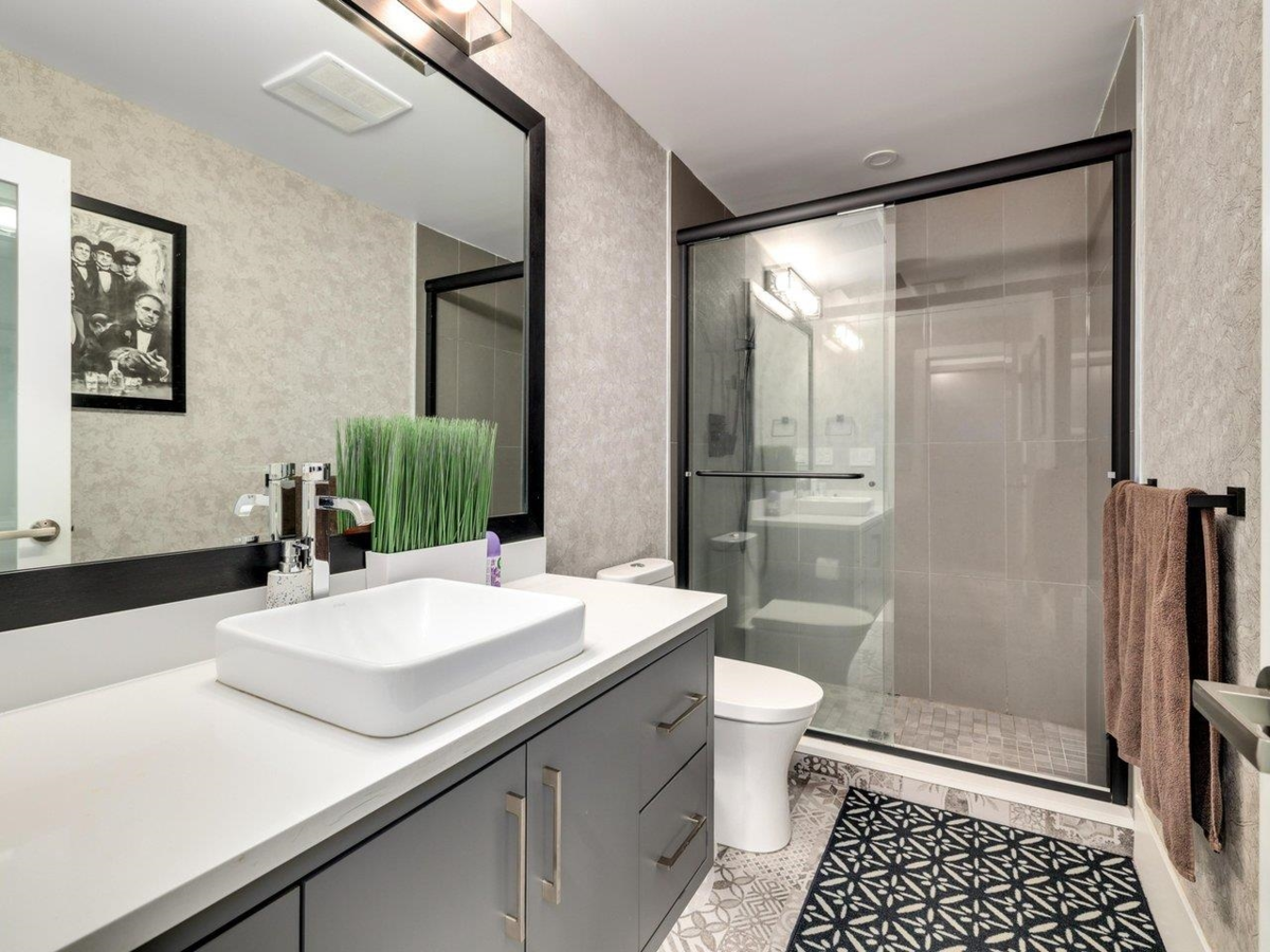 Staircase Photo of 1126 Stevens Street, White Rock, BC