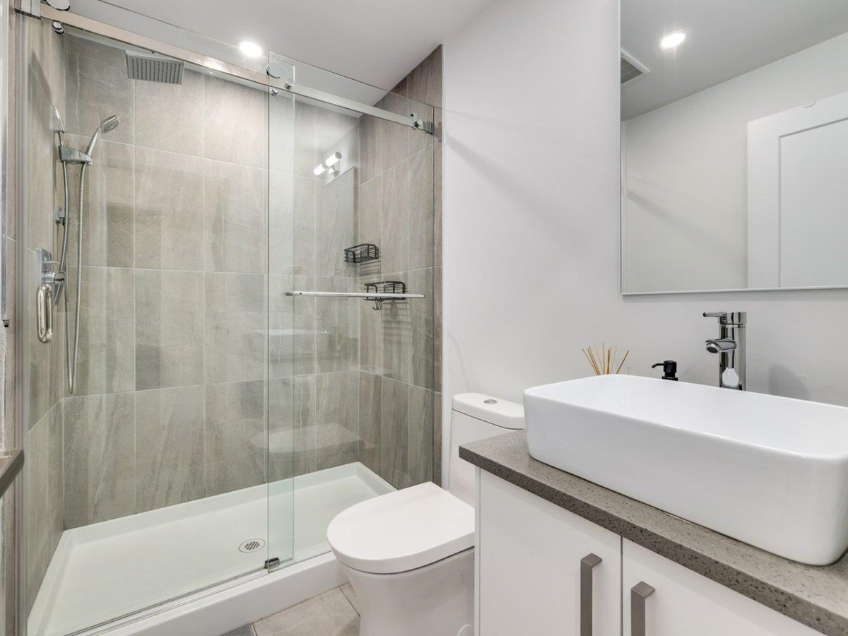 Swimming Pool Photo of 1126 Stevens Street, White Rock, BC