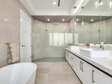 Guest Bathroom Photo of 1126 Stevens Street, White Rock, BC