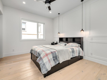 Powder Room Photo of 1126 Stevens Street, White Rock, BC