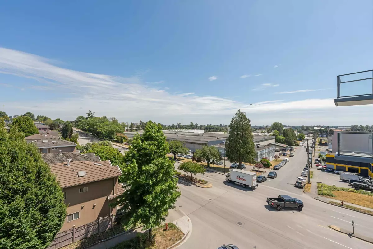 Hallway Photo of 405 8181 Chester Street, Vancouver, BC