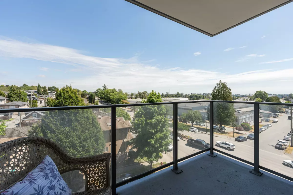 Mudroom Photo of 405 8181 Chester Street, Vancouver, BC