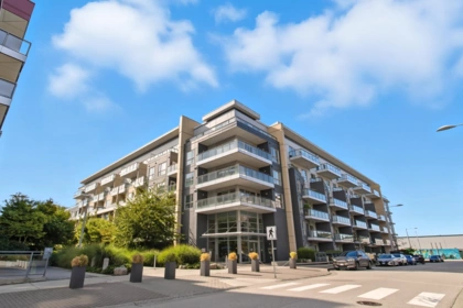 538 5311 Cedarbridge Way, Richmond, BC, Richmond — Apartment/Condo for sale