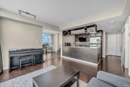 1801 5088 Kwantlen Street, Richmond, BC, Richmond — Apartment/Condo for sale