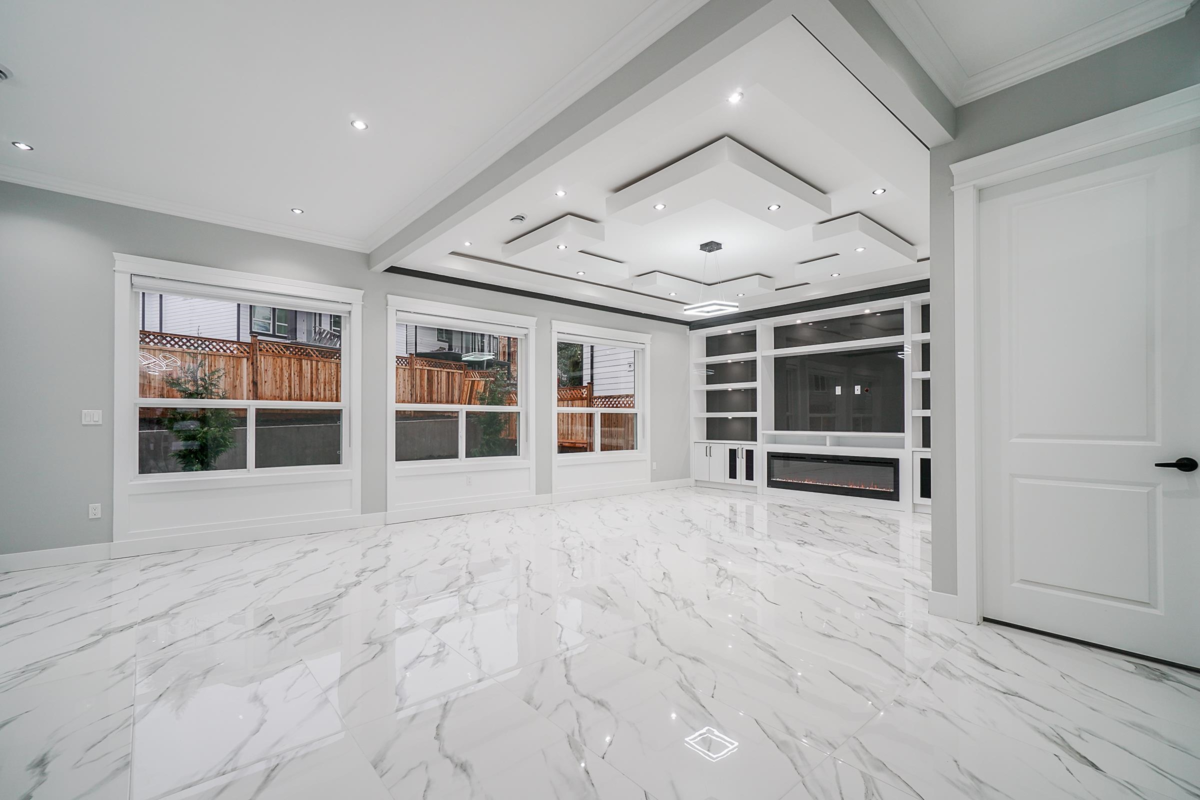 Dining Area Photo of 14220 114 Avenue, Surrey, BC