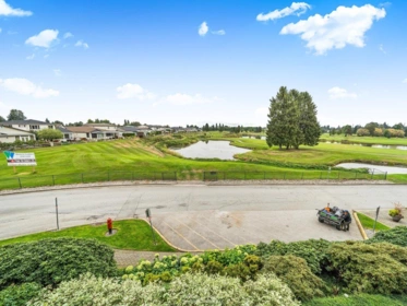 225 19673 Meadow Gardens Way, Pitt Meadows, BC, Pitt Meadows — Apartment/Condo for sale