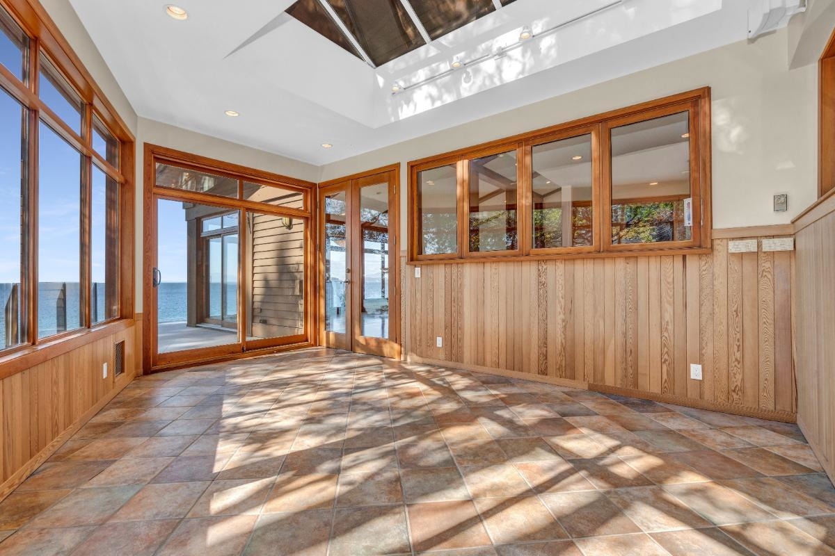 Basement Recreation Room Photo of 4893 Sunshine Coast Highway, Sechelt, BC