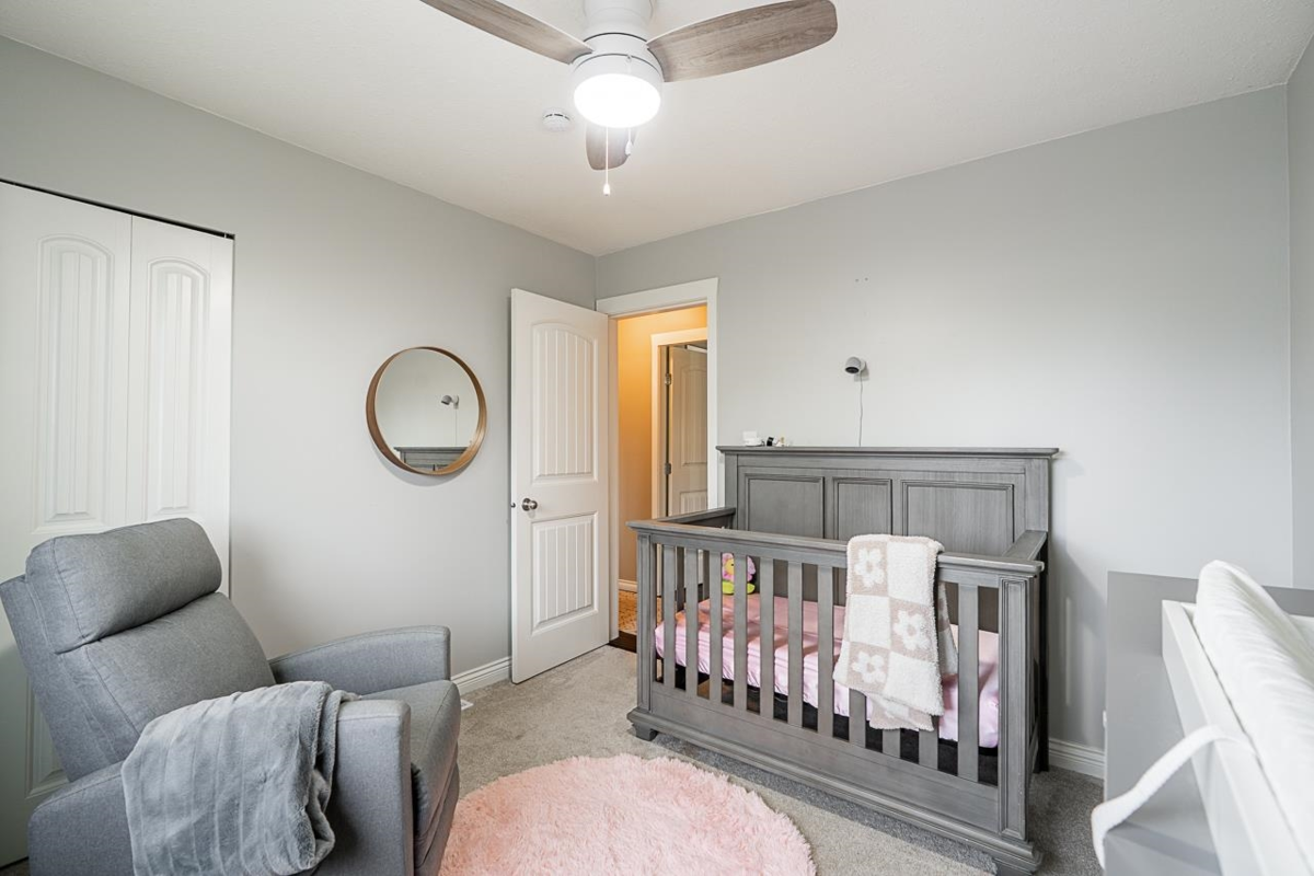 Basement Recreation Room Photo of 8134 Philbert Street, Mission, BC