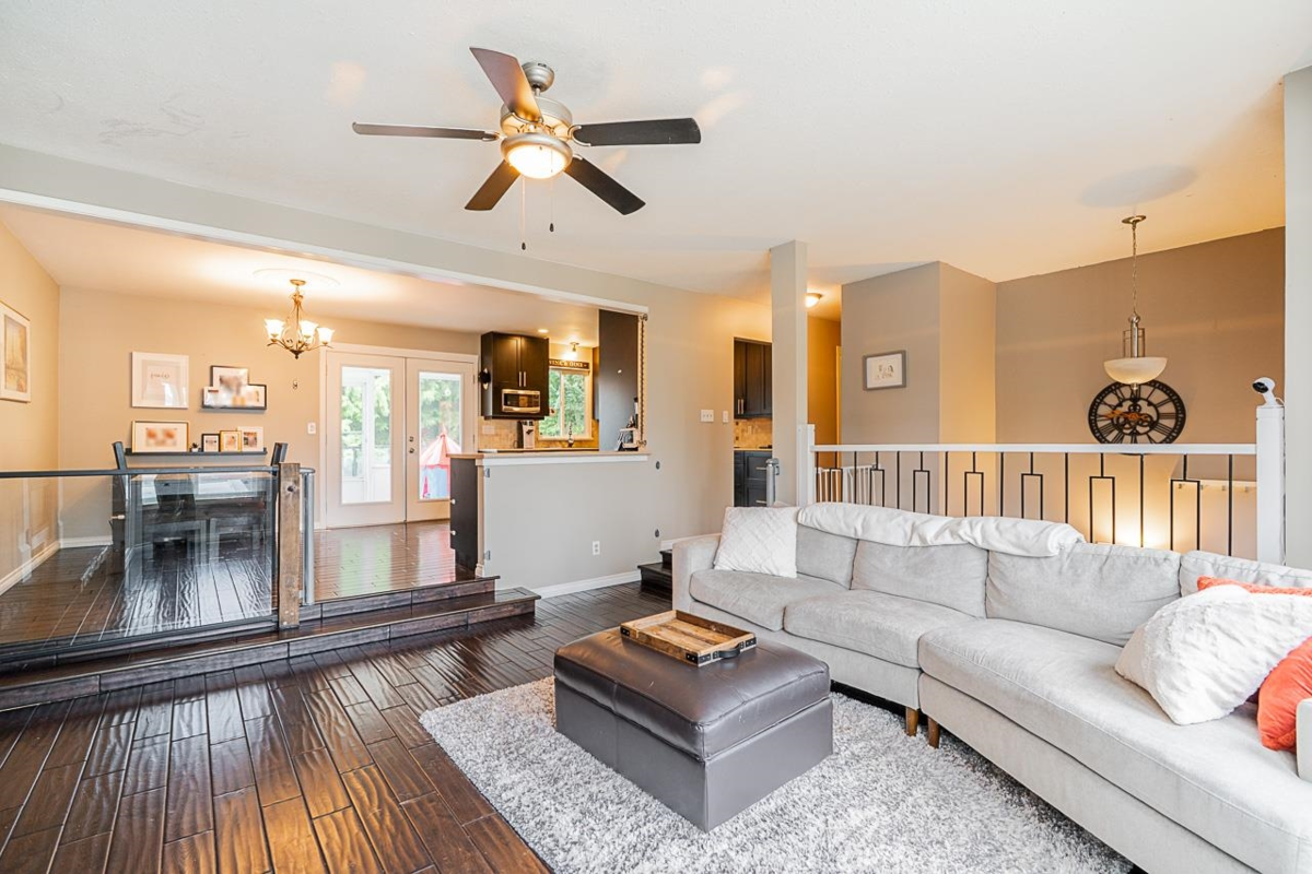 Kitchen Photo of 8134 Philbert Street, Mission, BC