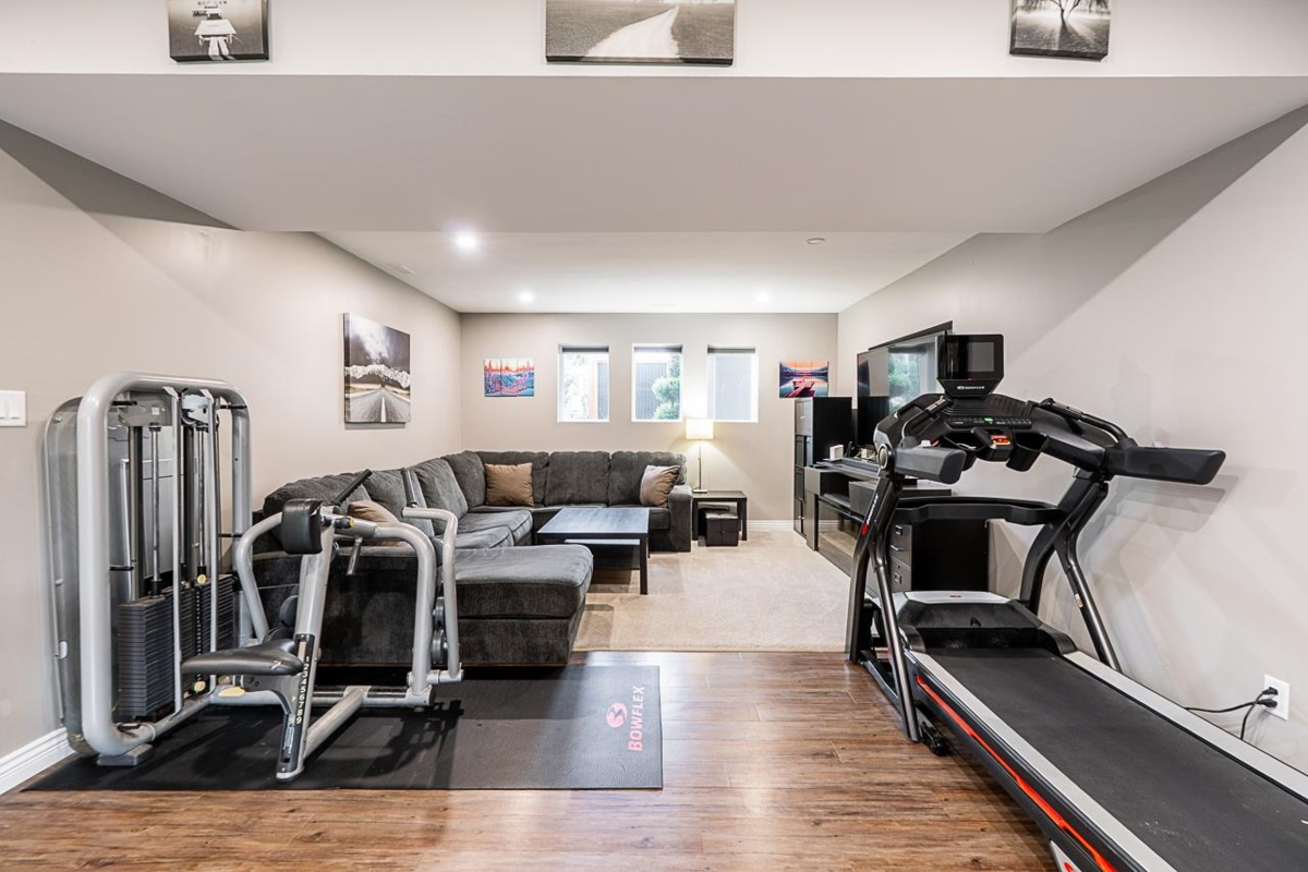 Staircase Photo of 8134 Philbert Street, Mission, BC