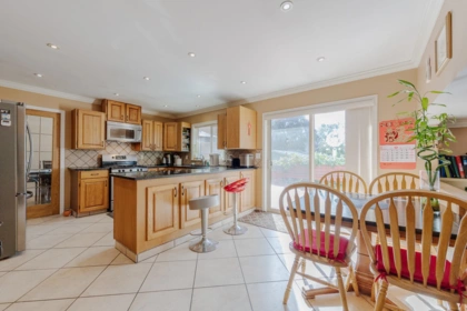 Kitchen Photo of 13474 67 Avenue, Surrey, BC