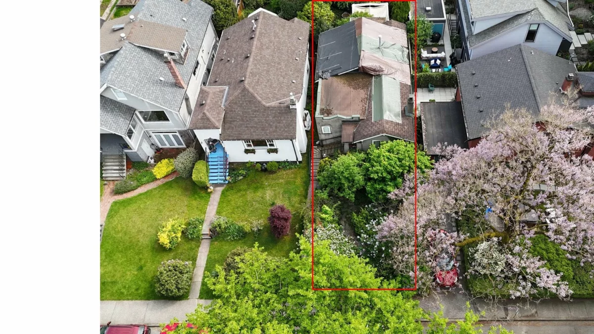 Dining Area Photo of 3380 W 5th Avenue, Vancouver, BC
