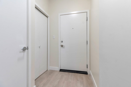 111 6438 195a Street, Surrey, BC, Surrey — Apartment/Condo for sale