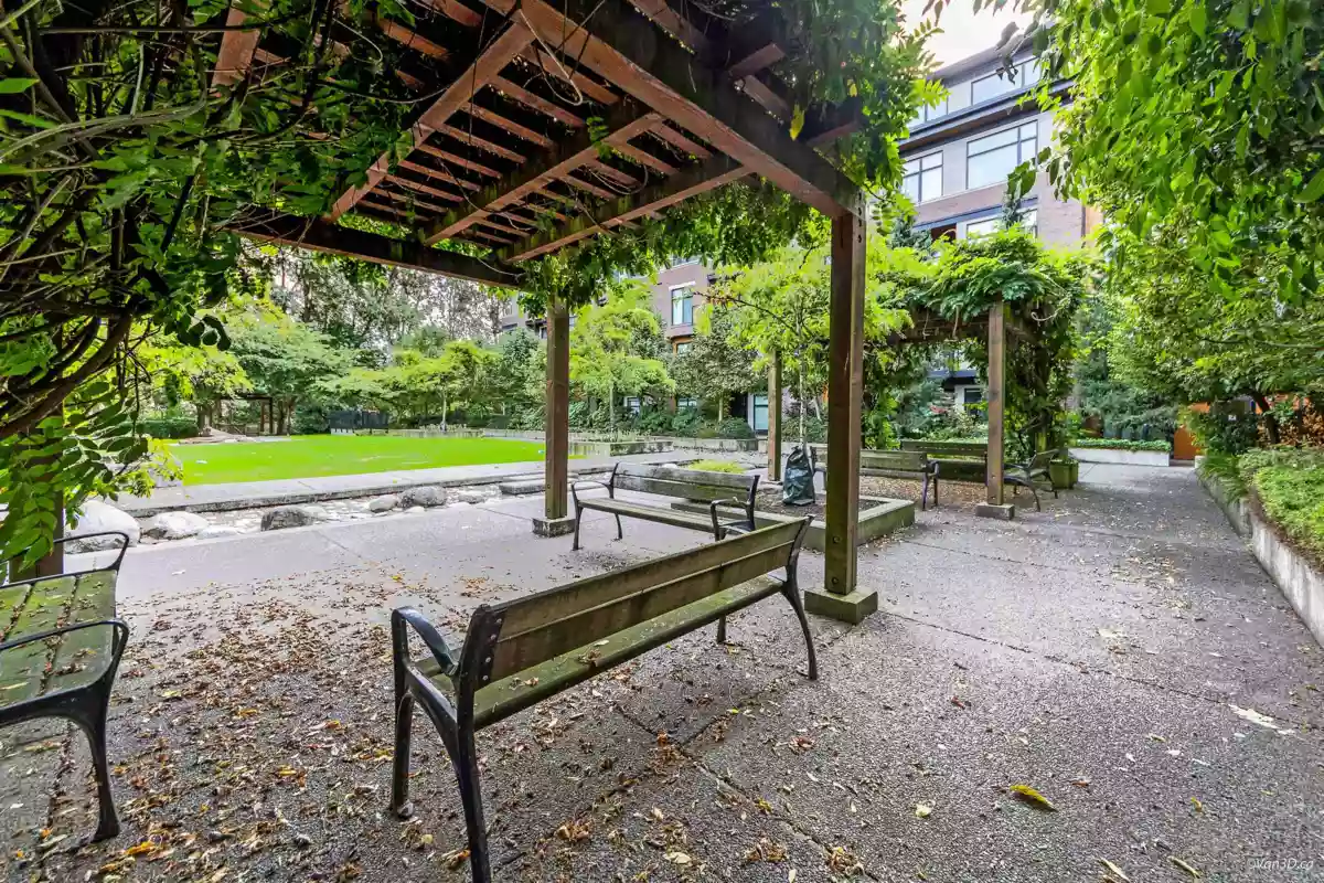 Aerial View of 412 260 Salter Street, New Westminster, BC