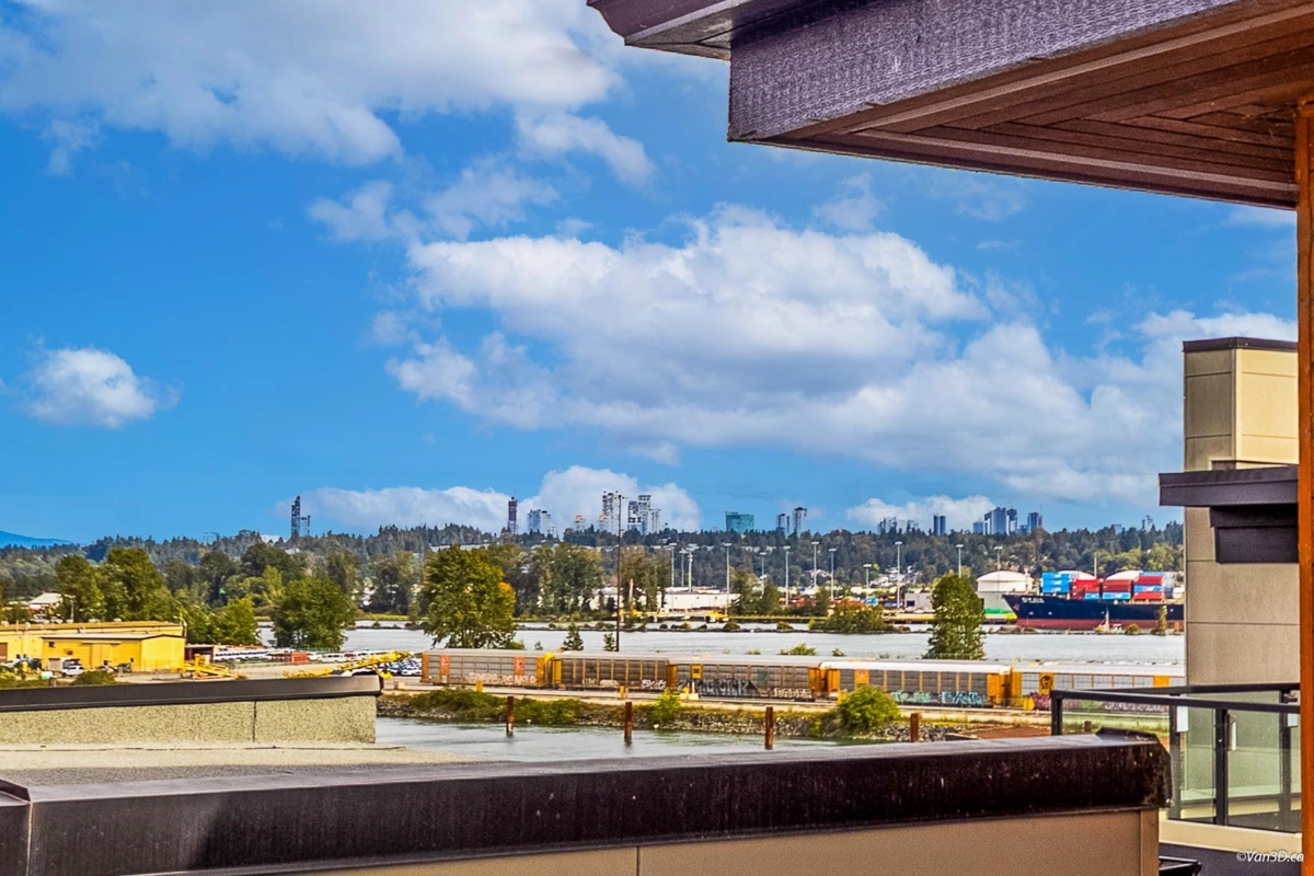 Hot Tub / Spa Photo of 412 260 Salter Street, New Westminster, BC