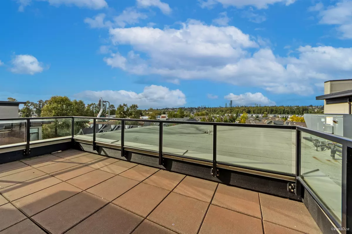 Outdoor Deck Photo of 412 260 Salter Street, New Westminster, BC