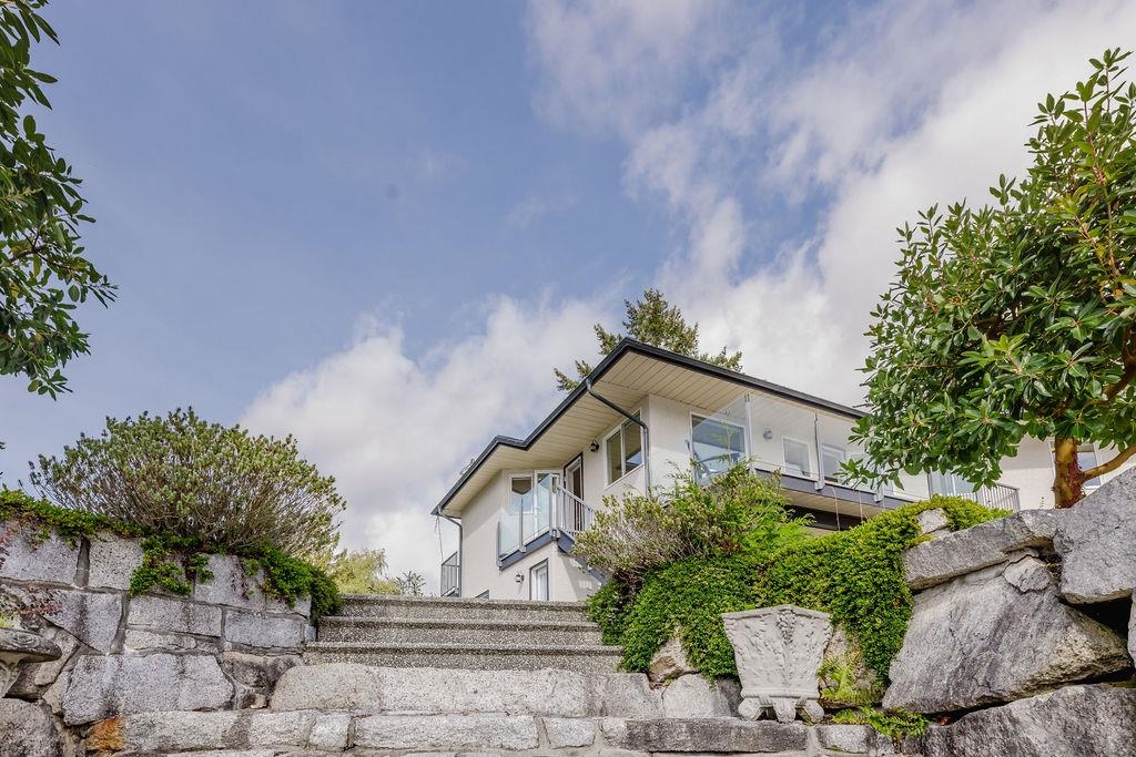 Exterior Front Photo of 5620 Mintie Road, Halfmoon Bay, BC