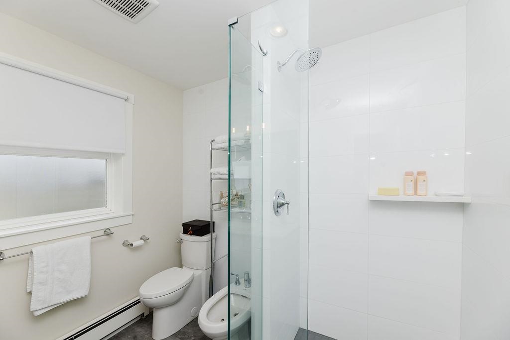 Outdoor Patio Photo of 5620 Mintie Road, Halfmoon Bay, BC