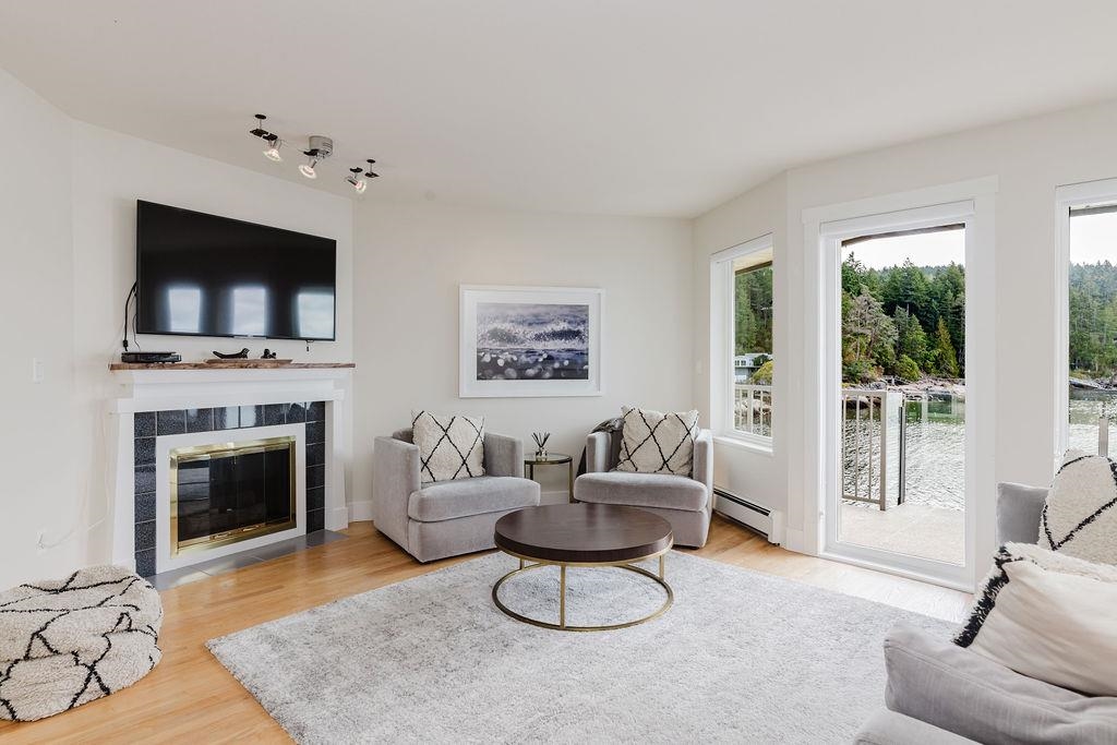 Primary Bedroom Photo of 5620 Mintie Road, Halfmoon Bay, BC