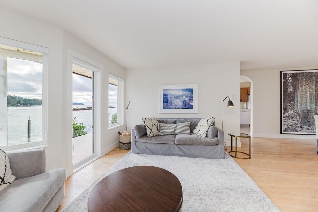 Walk-In Closet Photo of 5620 Mintie Road, Halfmoon Bay, BC