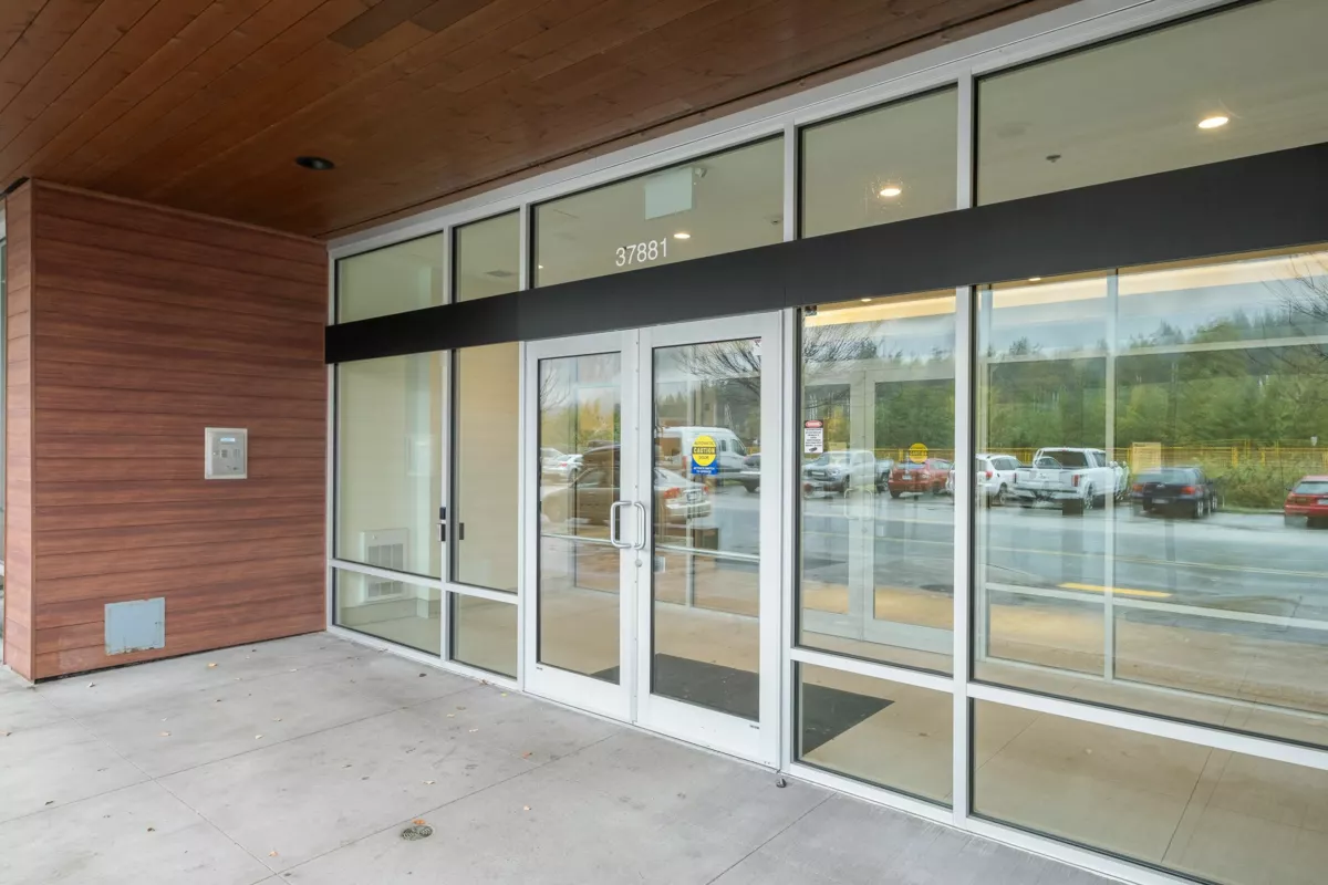 Living Room Photo of 302 37881 Cleveland Avenue, Squamish, BC