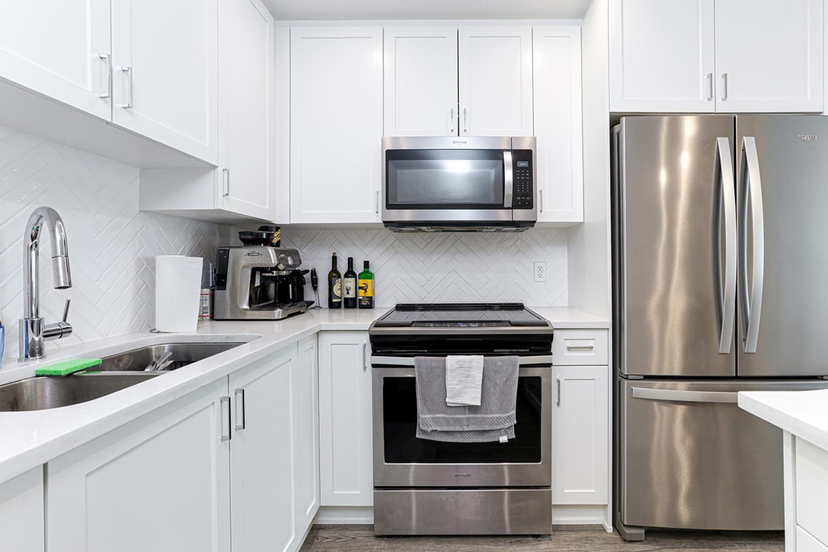Bedroom 4 Photo of 4207 2180 Kelly Avenue, Port Coquitlam, BC