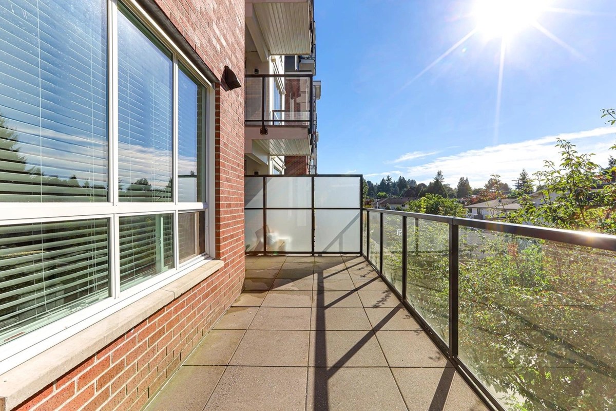 Front Yard Photo of 4207 2180 Kelly Avenue, Port Coquitlam, BC