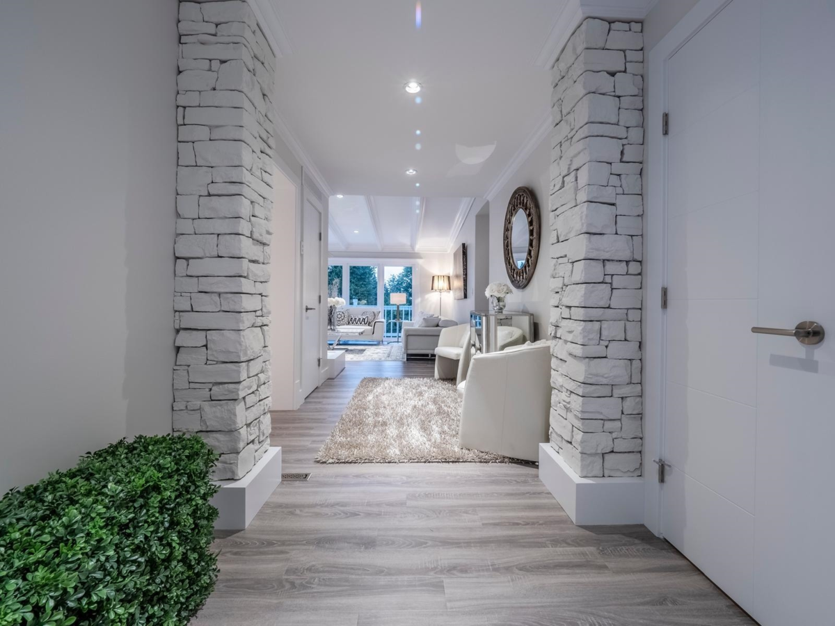 Loft / Bonus Room Photo of 638 King Georges Way, West Vancouver, BC